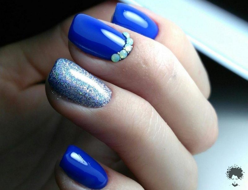 9. 35+ Navy Blue Nail Designs for Every Occasion - wide 6