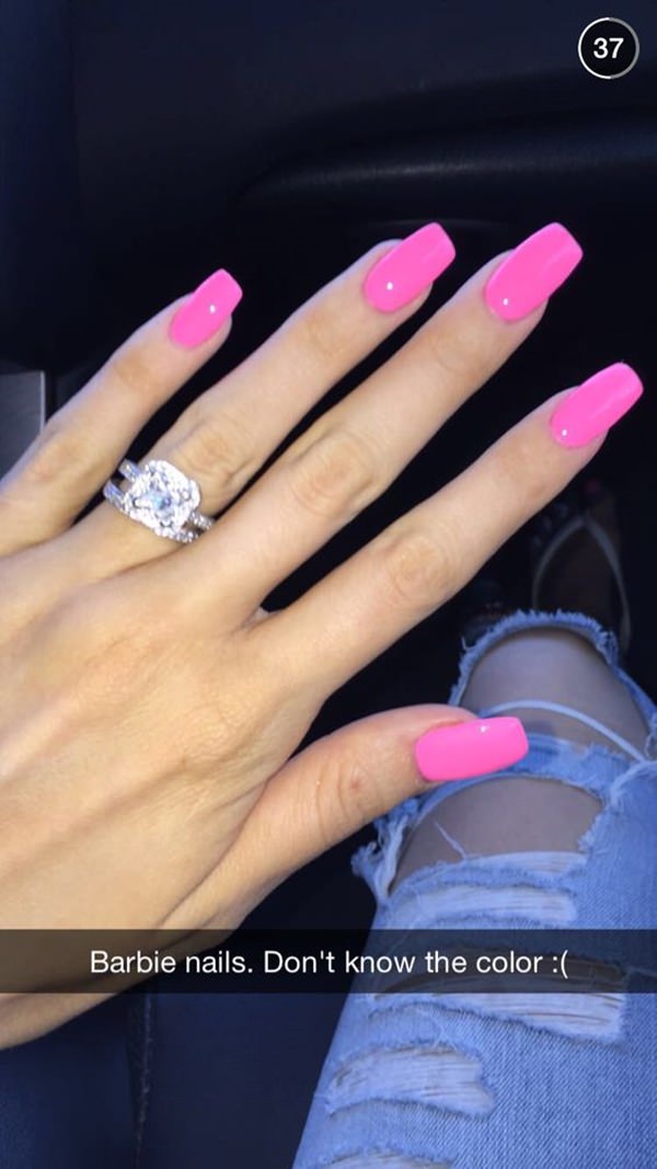 2020216-pink-nail-designs