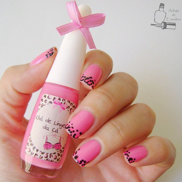 30020216-pink-nail-designs