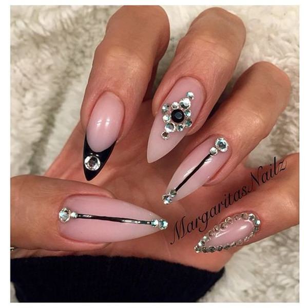45020216-pink-nail-designs