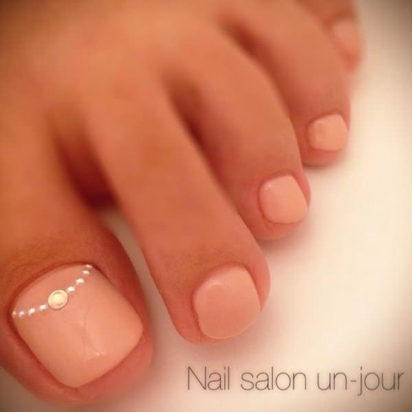 55020216-pink-nail-designs