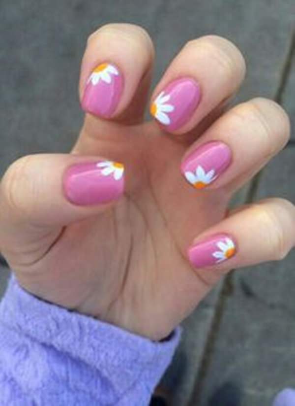 57020216-pink-nail-designs