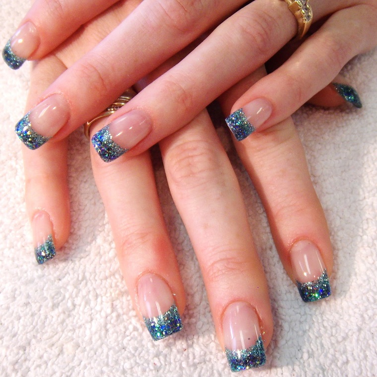 nail art gel-glitter-blue