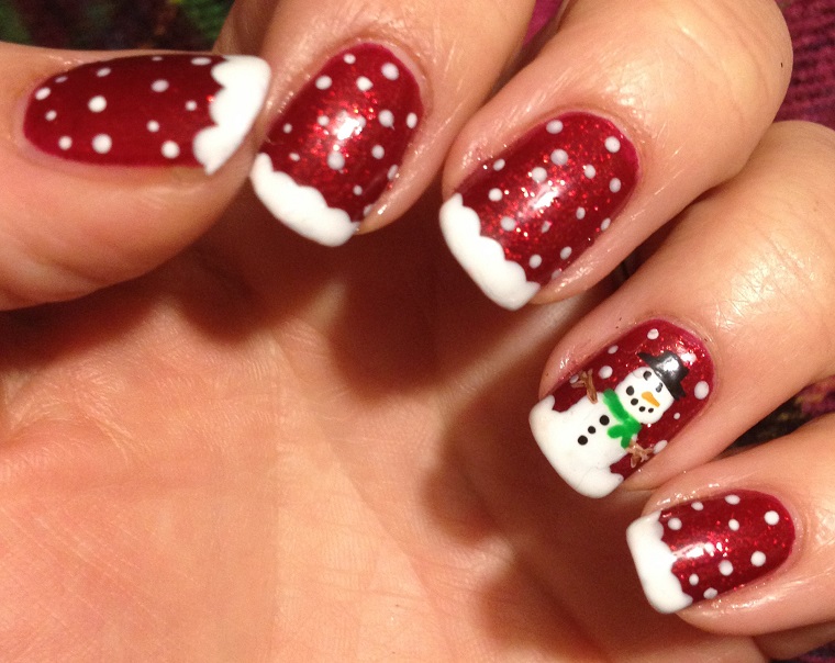 Christmas-ring-finger-nails-snowman