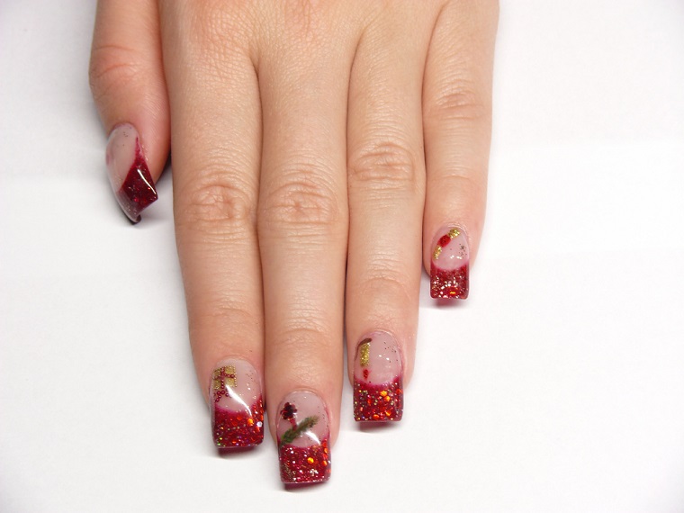 nails-for-christmas-french-red-glitter