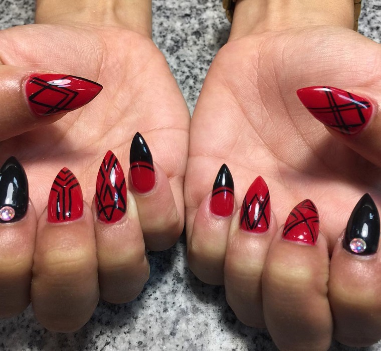 gel-nails-nail-art-red-black-decorations