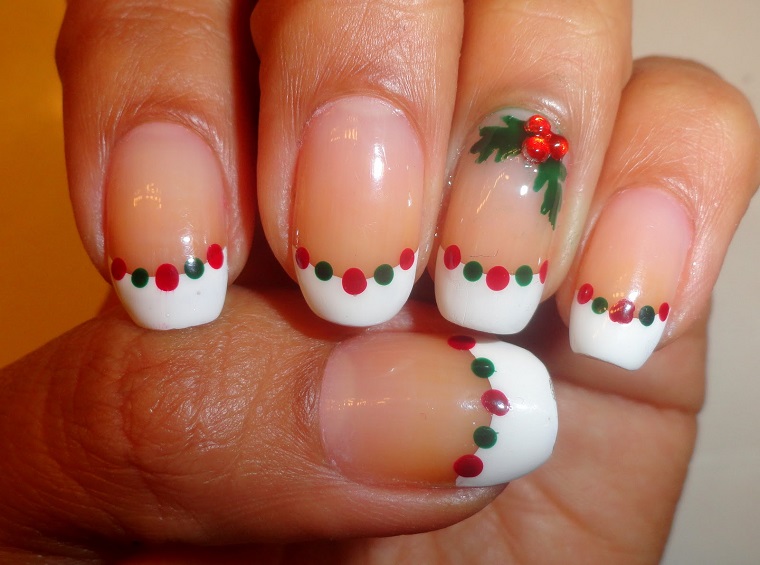 original-french-christmas-nails